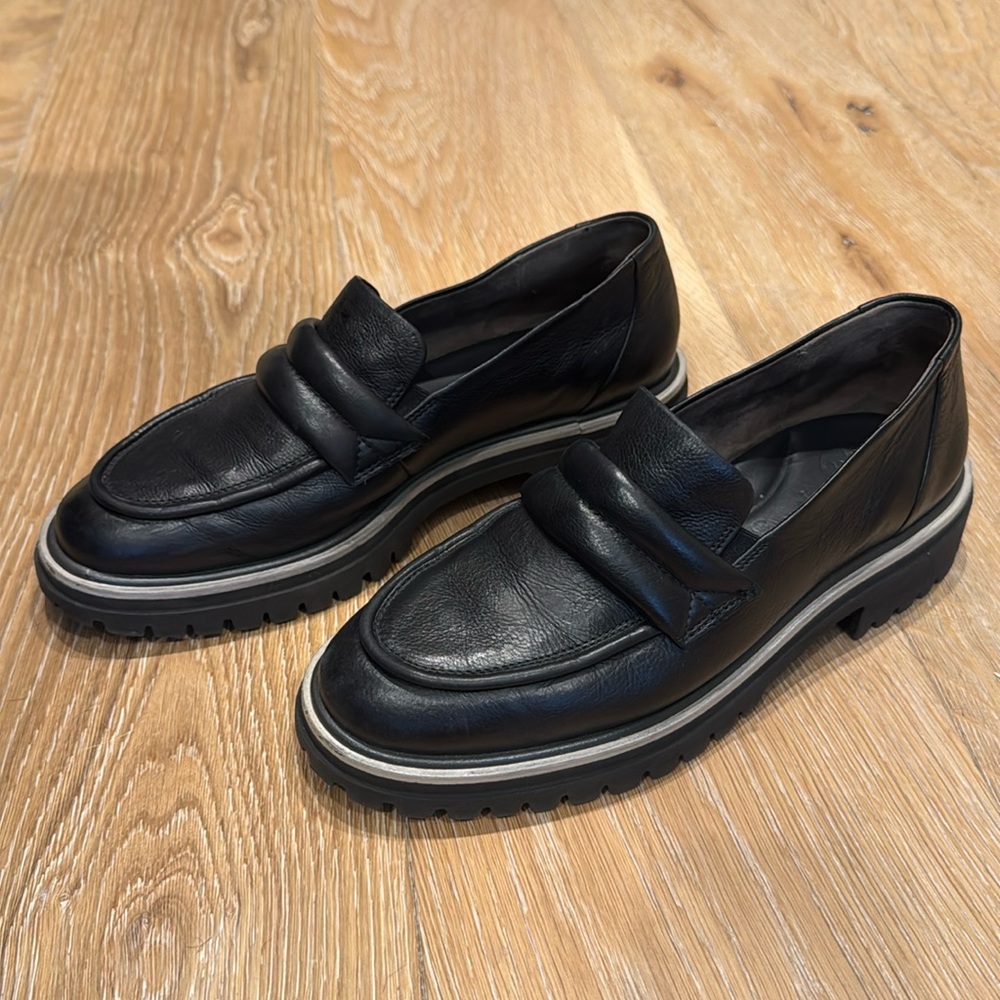 Paul Green Lug Loafers Black Super Soft Leather. Fits 8.5
